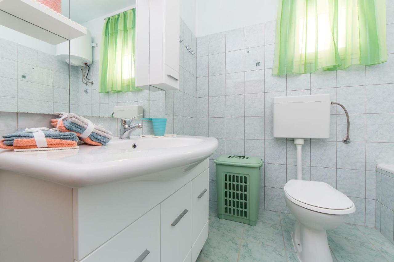 Guest House Pelja Plano Zewnętrze zdjęcie