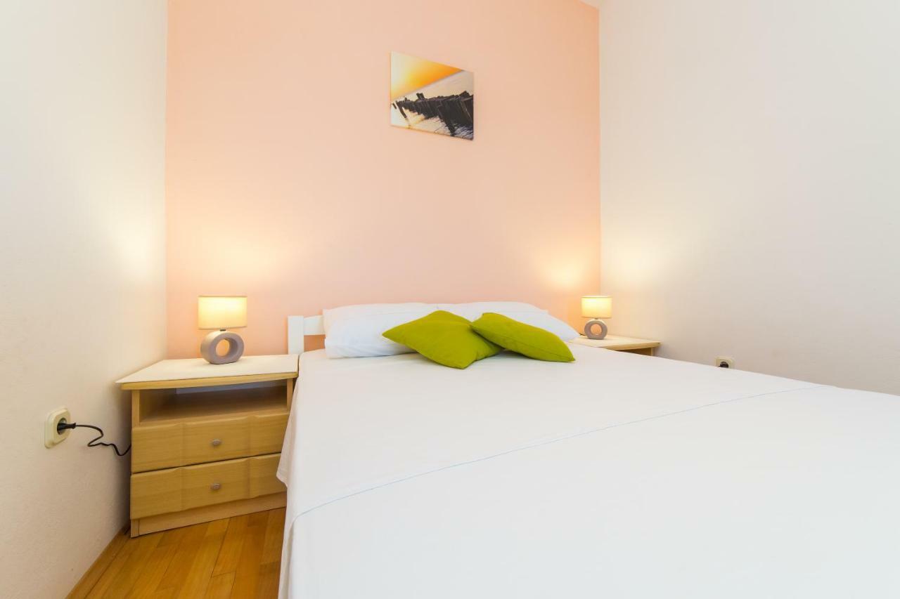 Guest House Pelja Plano Zewnętrze zdjęcie